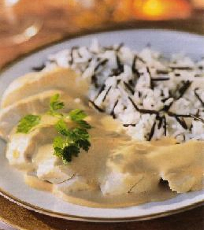 Poularde à la crème de foie gras