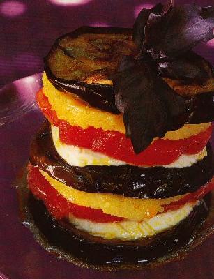 Bayaldi d'aubergines à la polenta et à la mozzarella