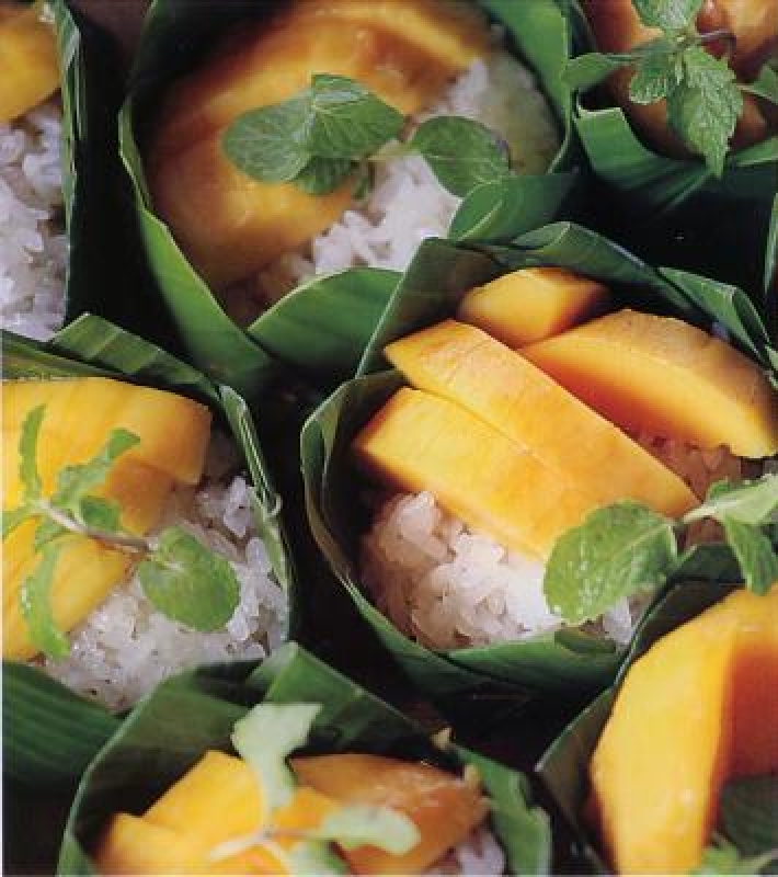 Riz gluant au lait de coco et mangue