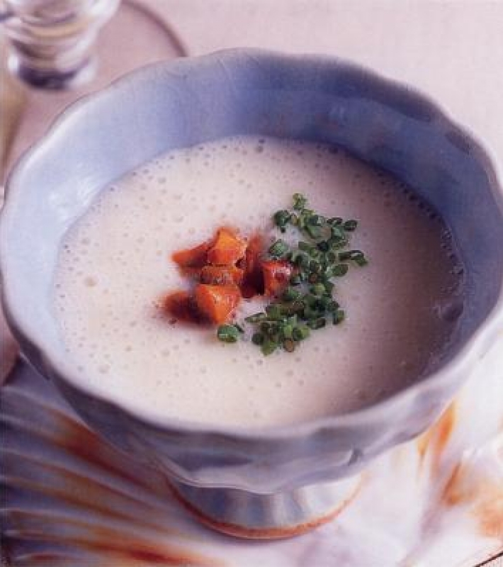 Bouillon de barbe de Saint-Jacques au champagne