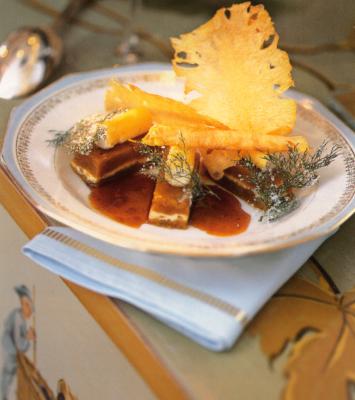 Ananas confit, crème à l'aneth