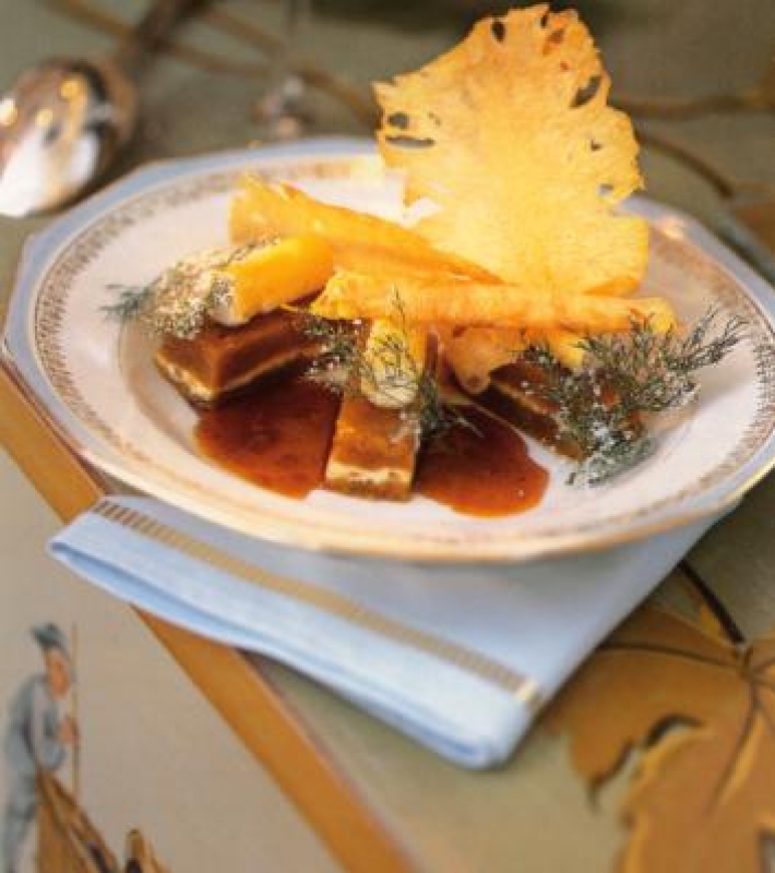 Ananas confit, crème à l'aneth