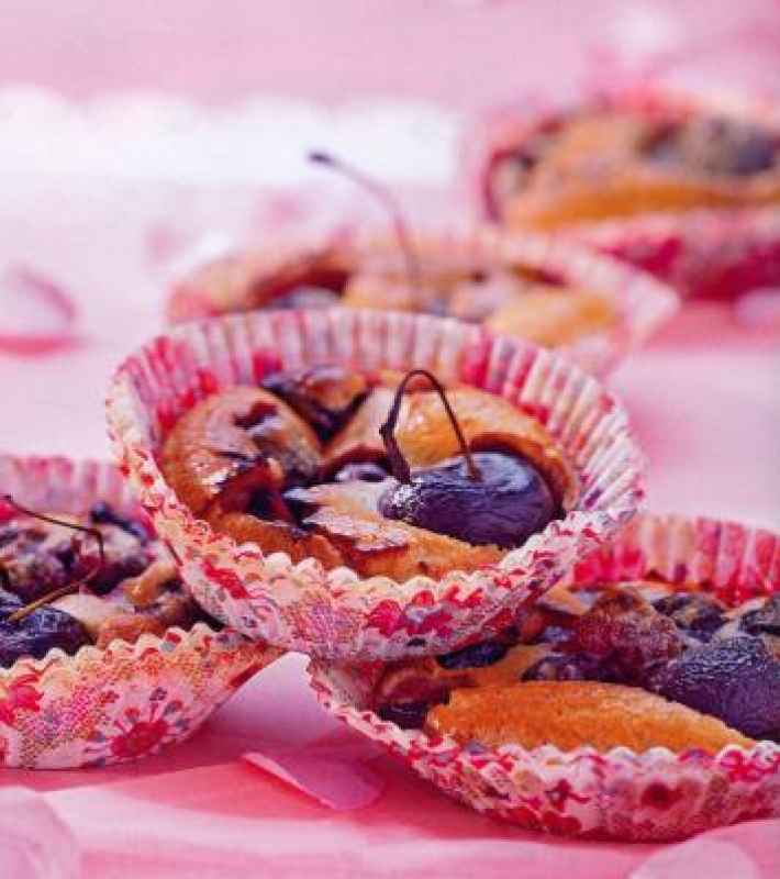 Clafoutis aux cerises et sirop de rose