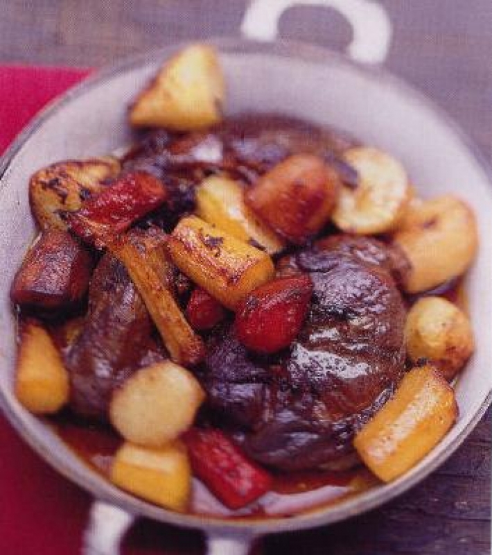 Ragoût de joues de boeuf aux légumes anciens