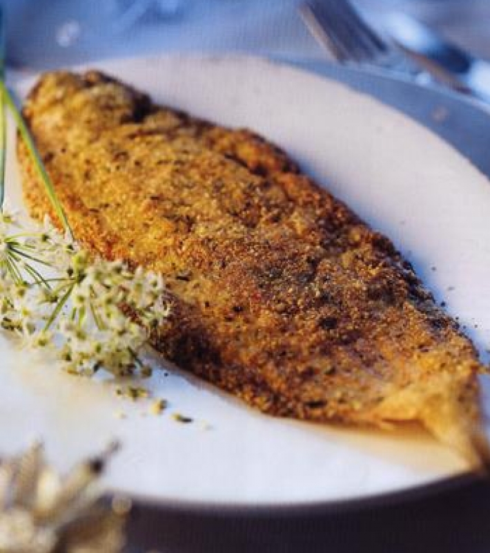Soles aux noisettes et au romarin
