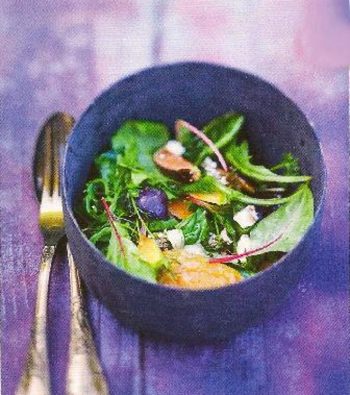 Salade de figues, jambon de parme, melon et fêta