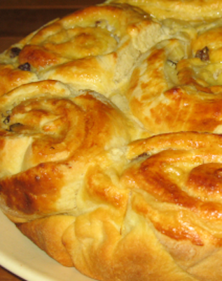 Chinois (brioche à la crème pâtissière et raisins)