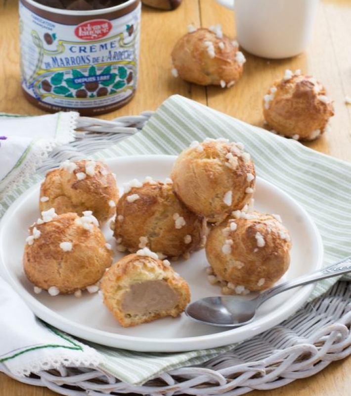 Chouquettes garnies au crémeux de marrons