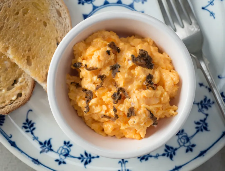 Oeufs brouillés à la truffe