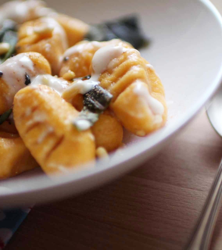 Gnocchis de patates douces, sauce au bleu