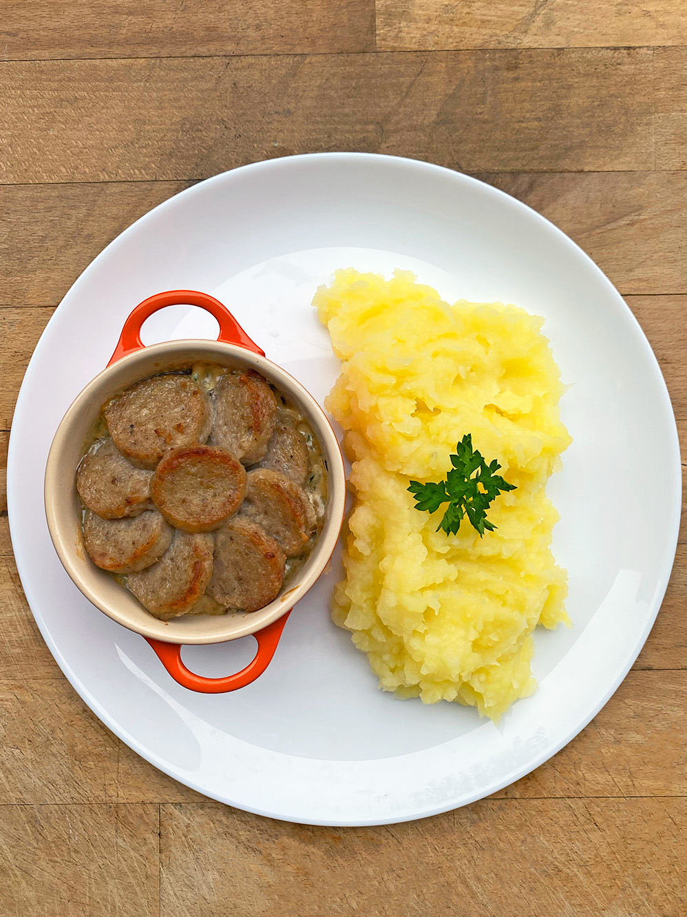 Cassolette de boudin blanc aux champignons, sauce au foie gras