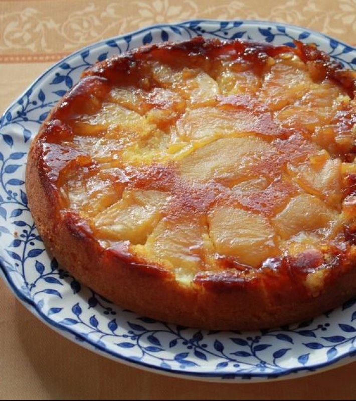 Gâteau aux pommes caramélisées